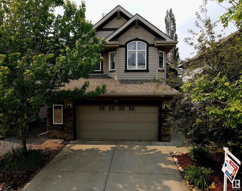951 Chahley Crescent, Edmonton, Alberta