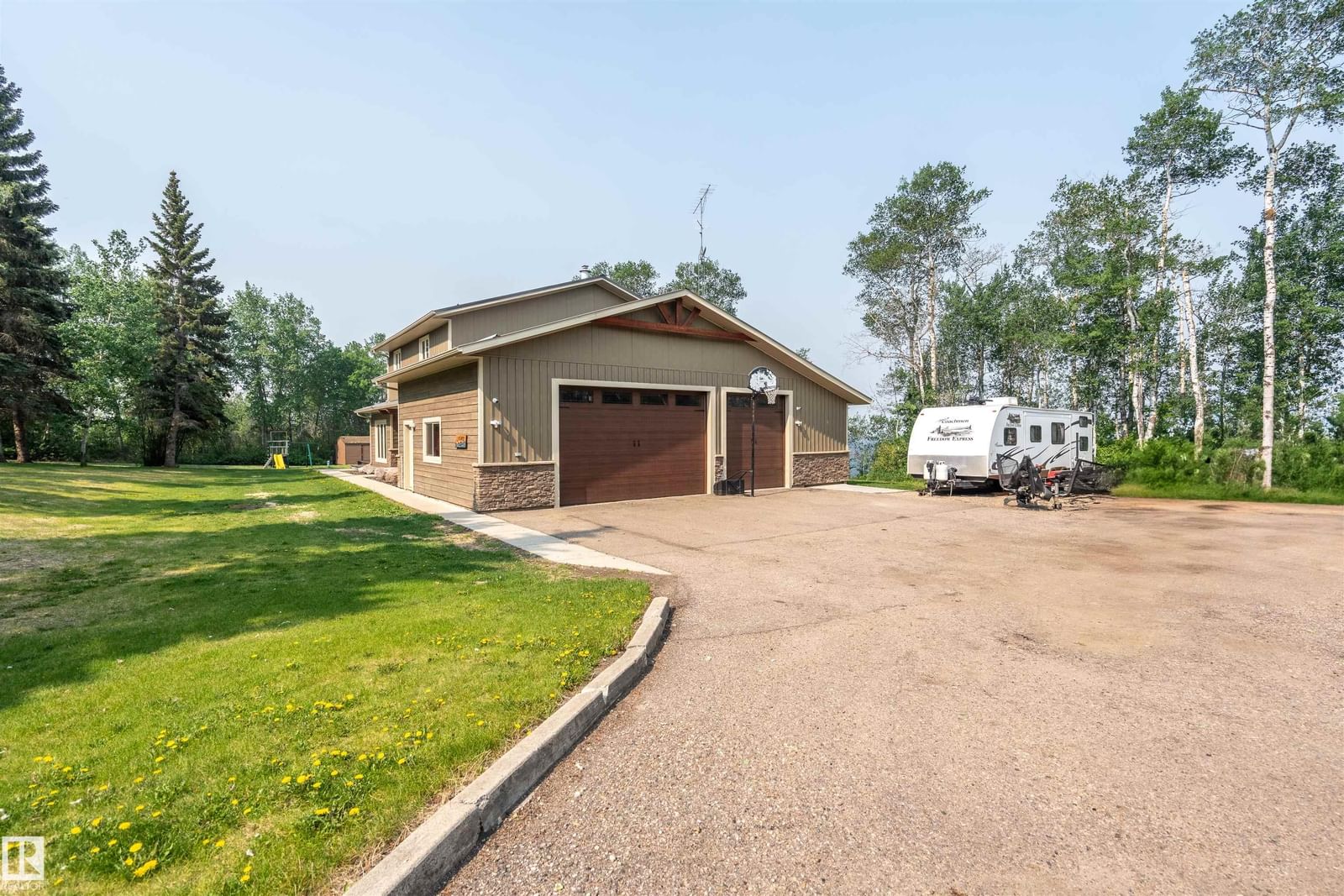 Listing Image 43
