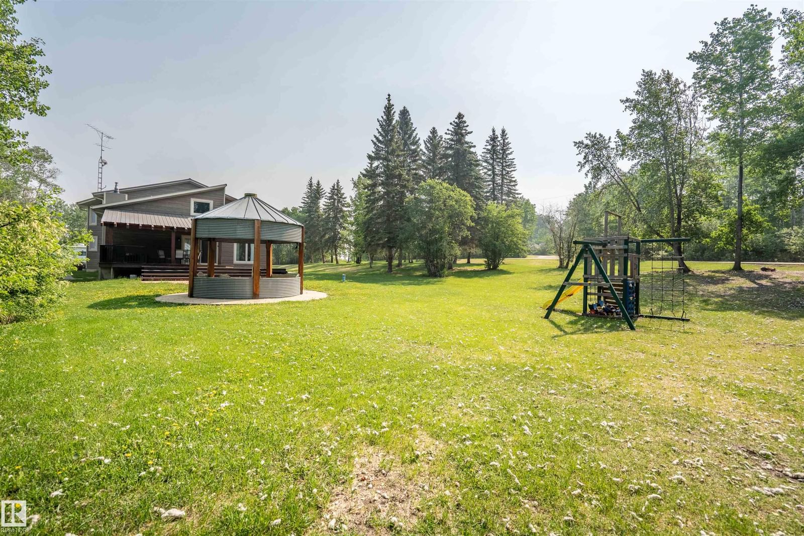 Listing Image 44