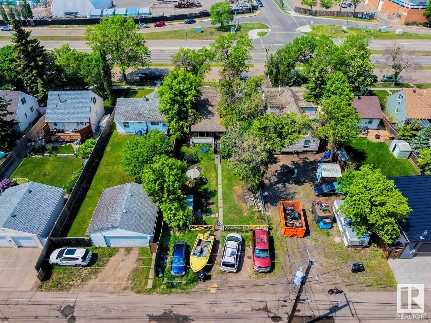 Listing photo 4