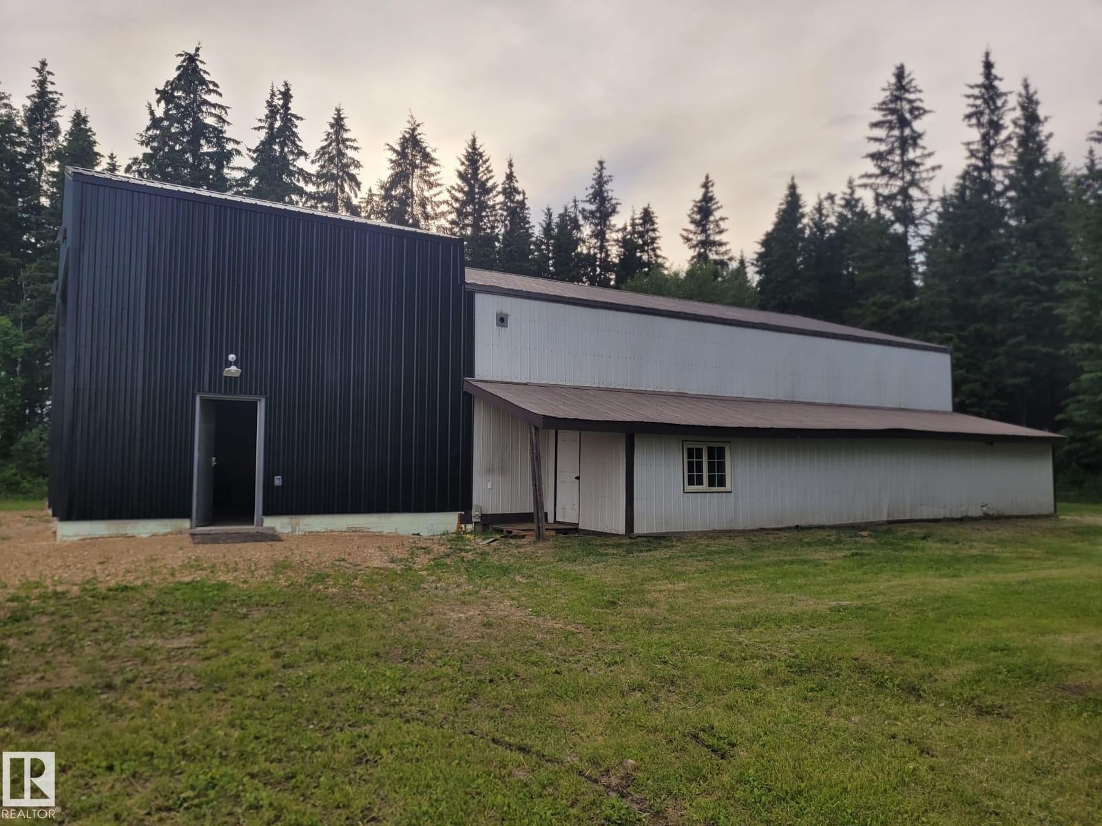 Listing Image 21