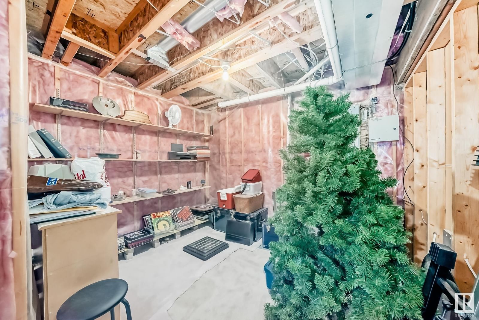 Listing Image 54