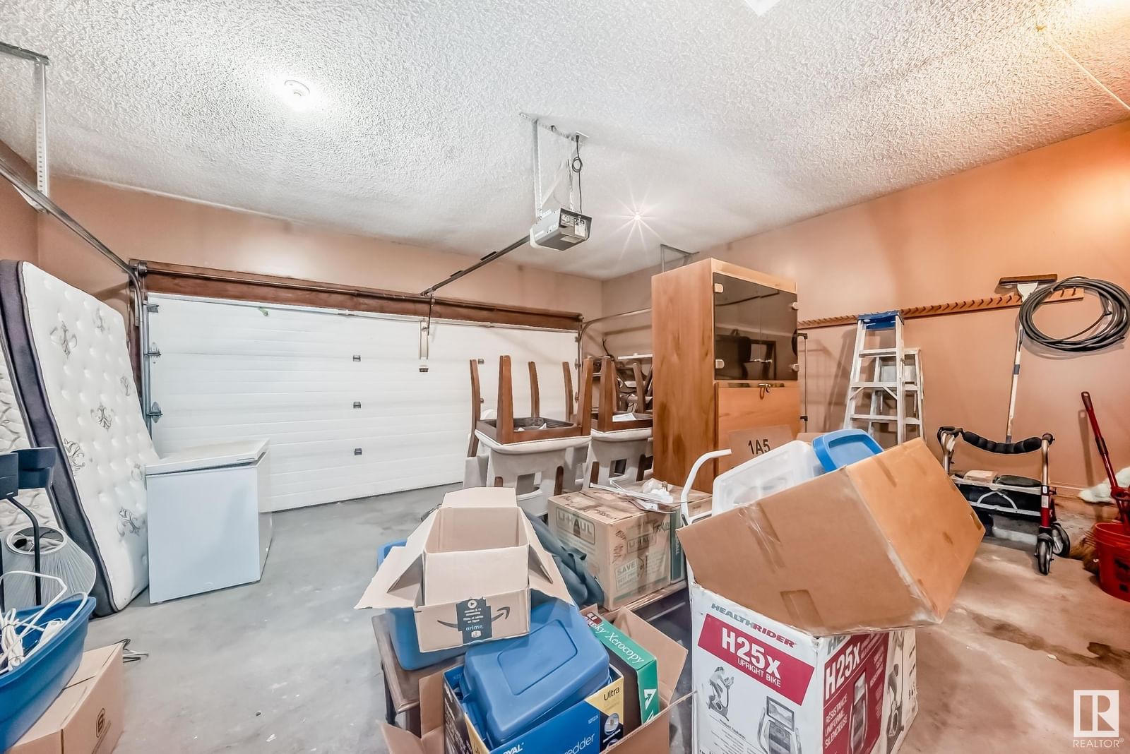 Listing Image 58