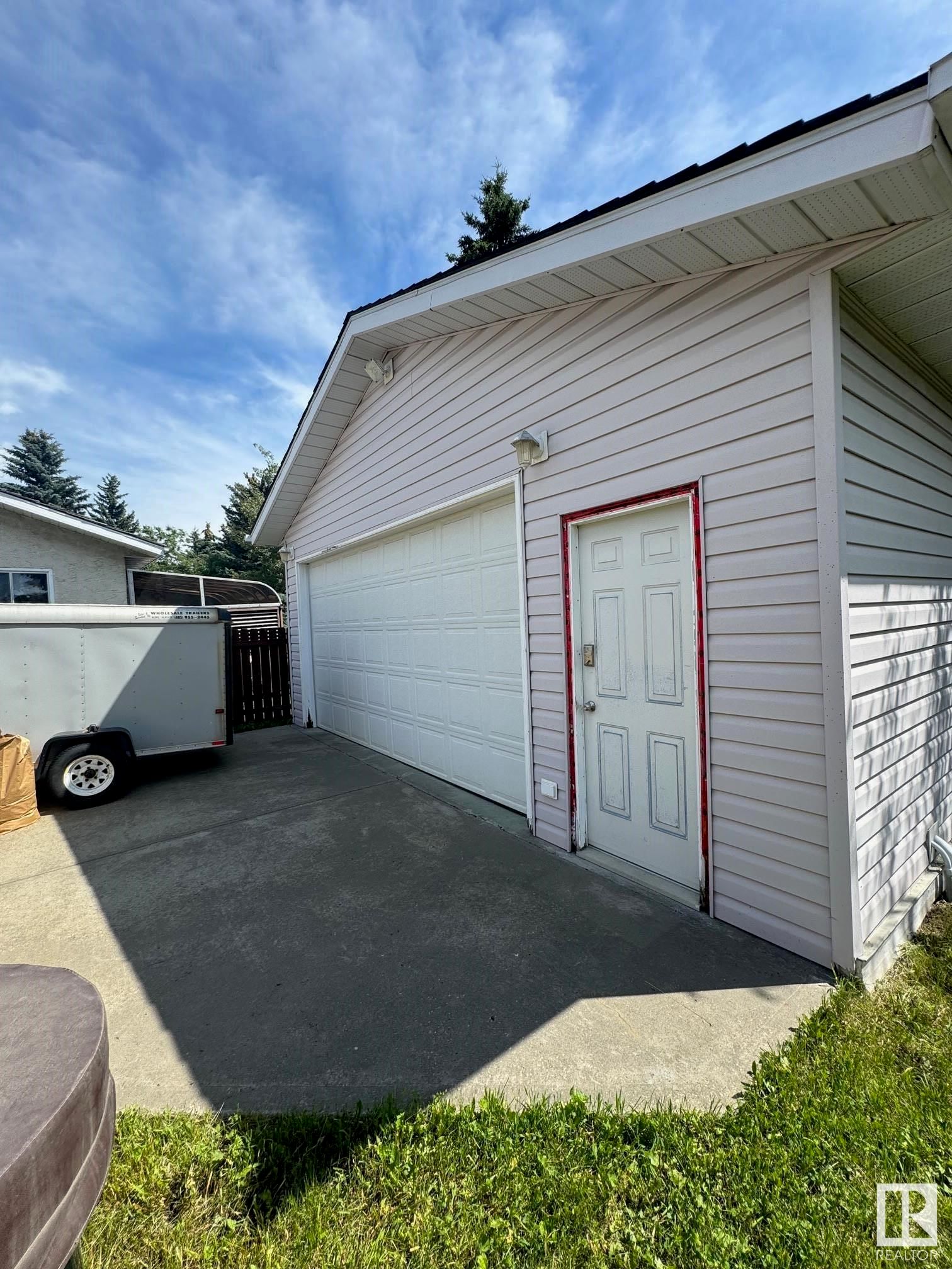 Listing Image 40