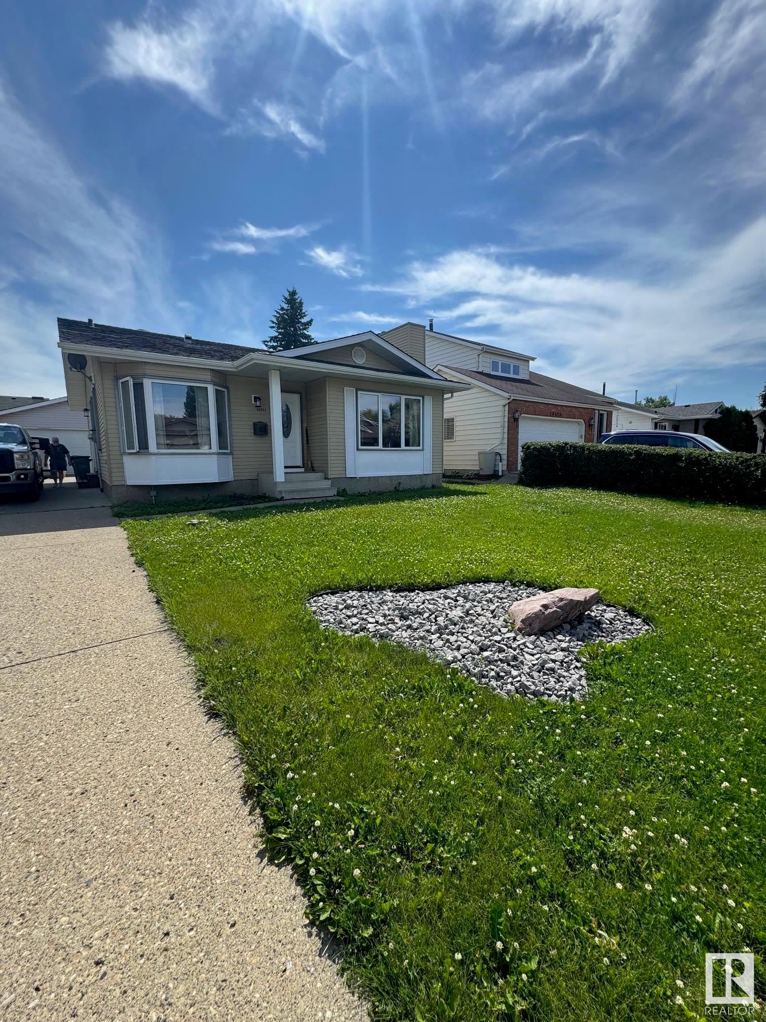 Listing Image 41