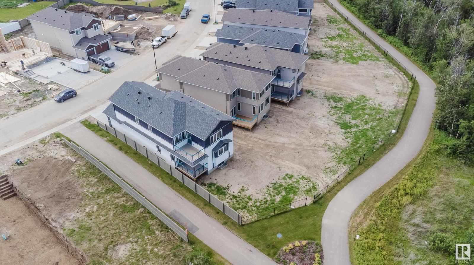 Listing Image 64