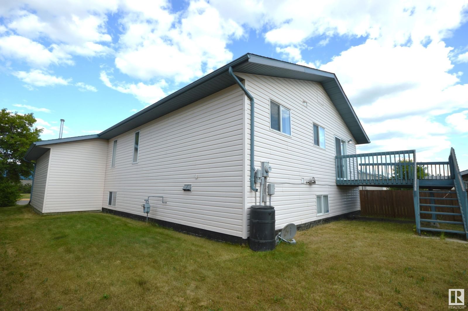 Listing Image 44