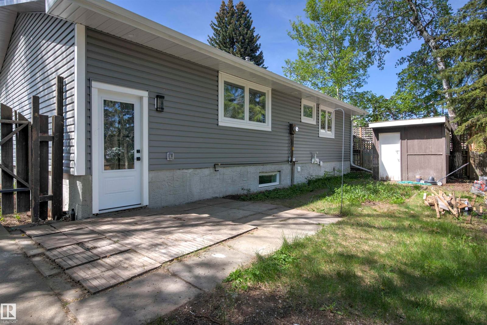 Listing Image 43