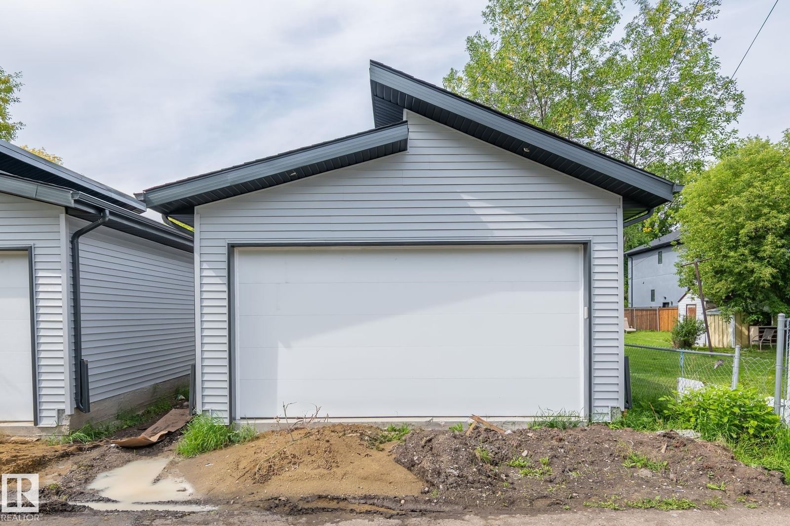 Listing Image 53