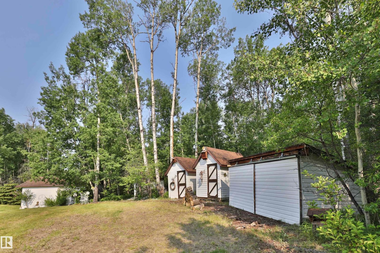 Listing Image 8