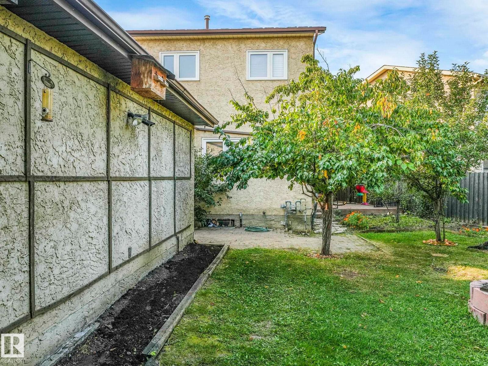 Listing Image 44