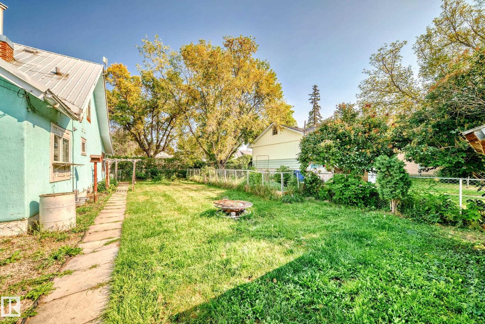 Listing Image 38