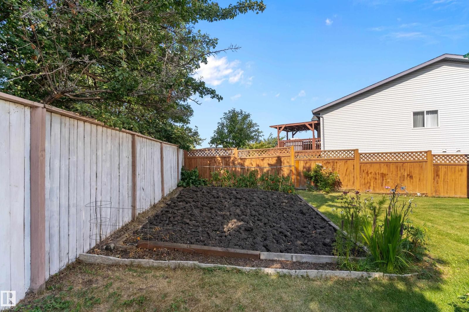 Listing Image 37