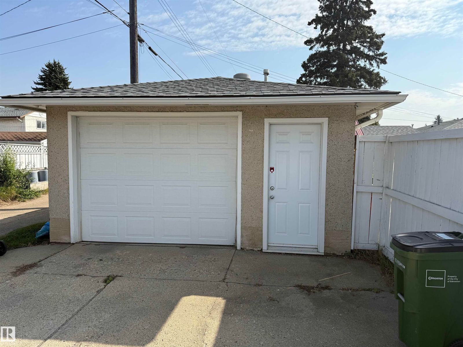 Listing Image 27