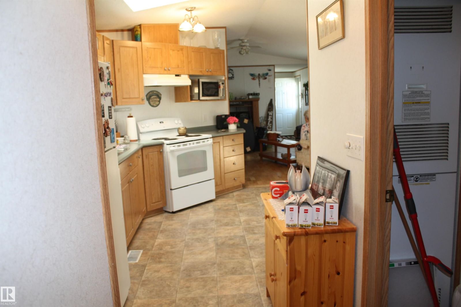 Listing Image 22