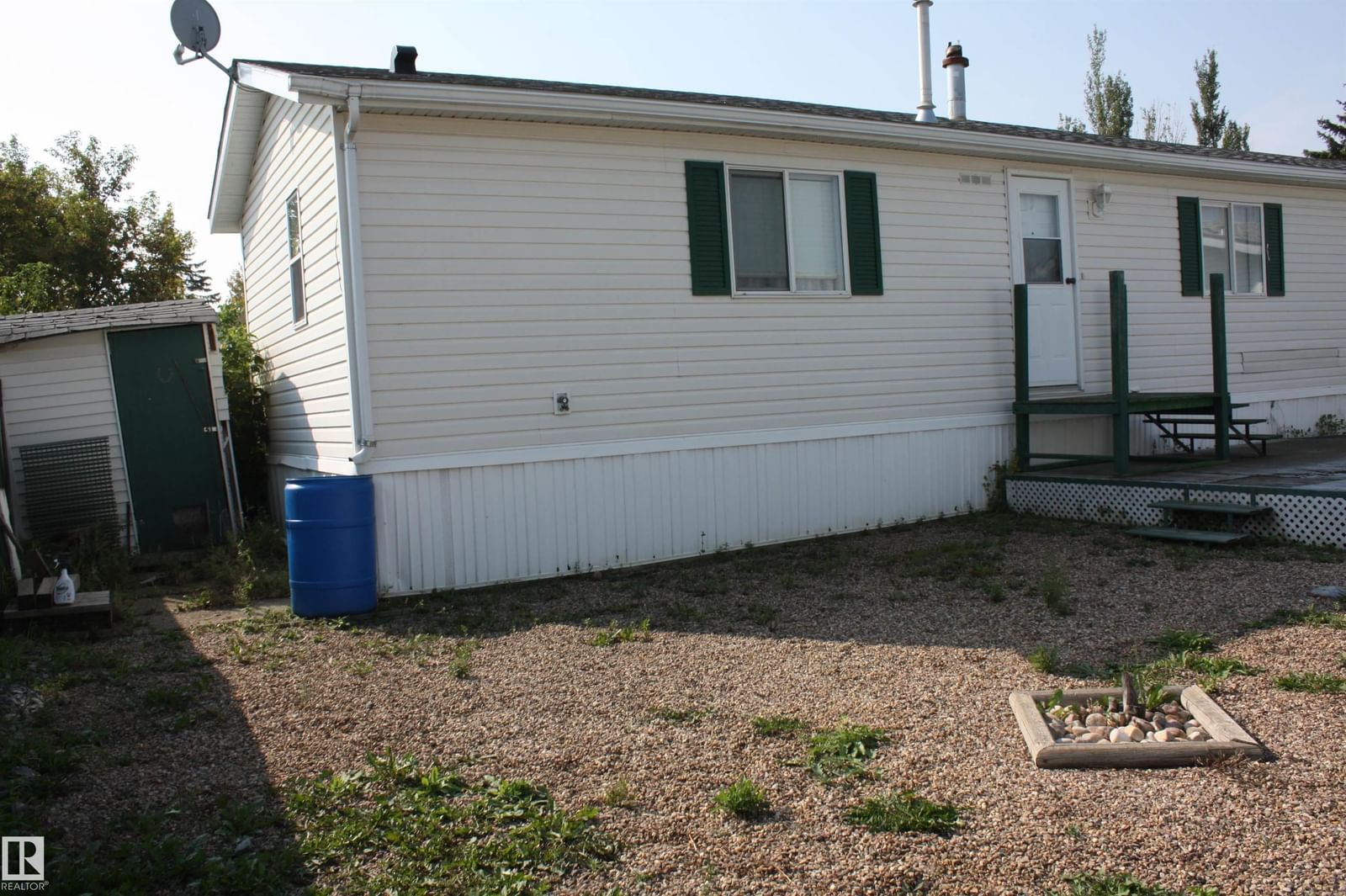 Listing Image 6