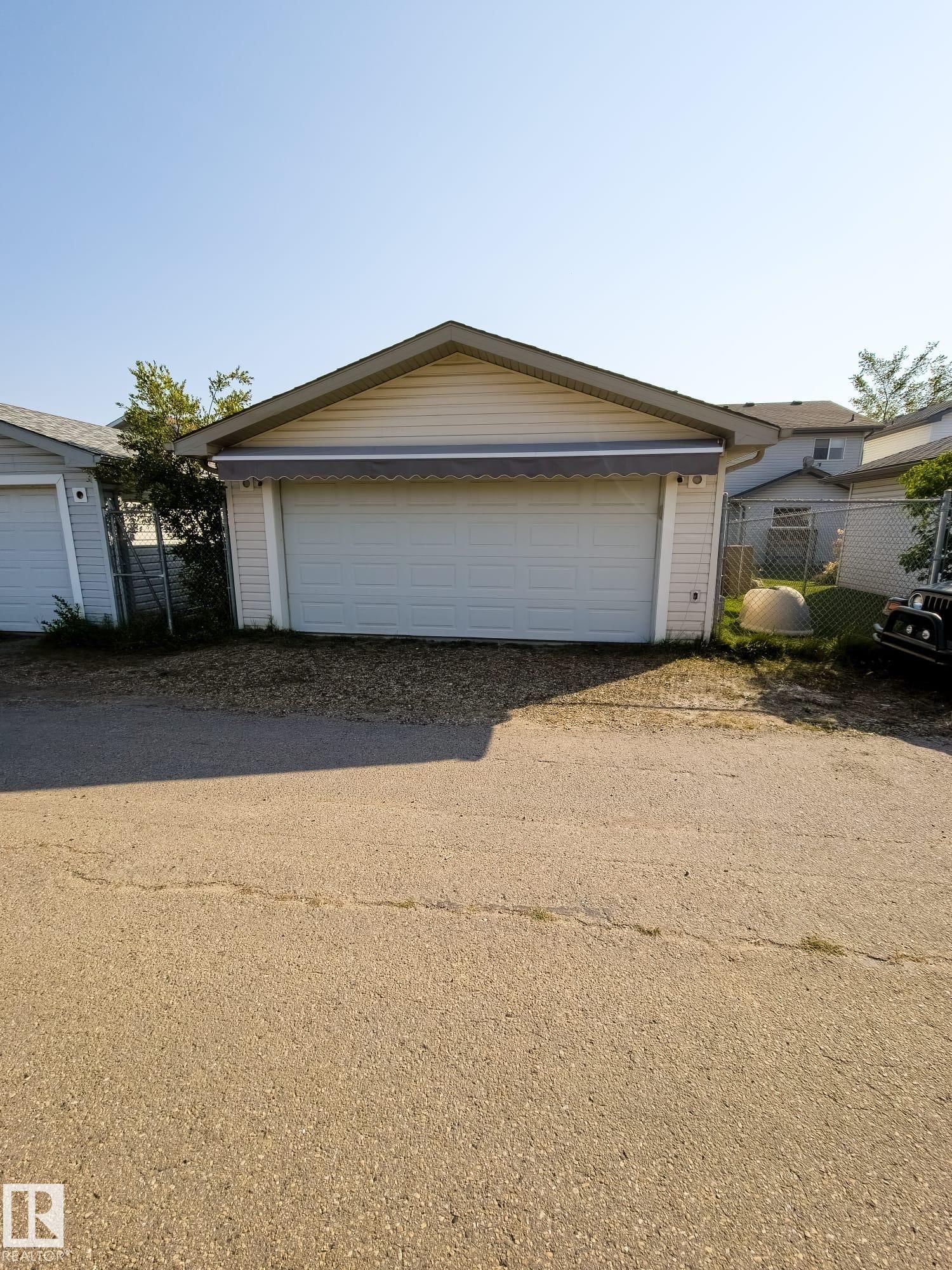 Listing Image 26