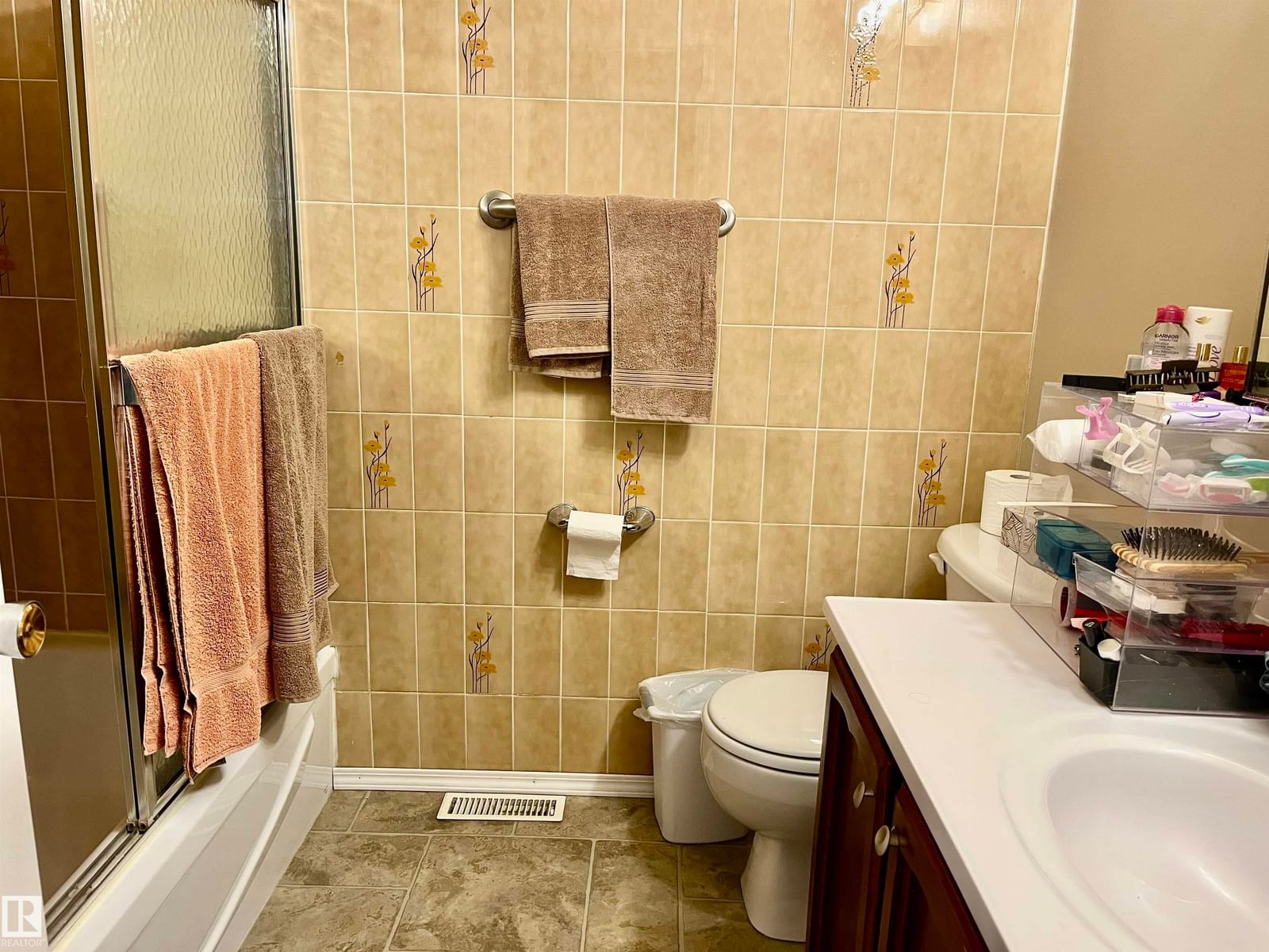 Listing Image 27