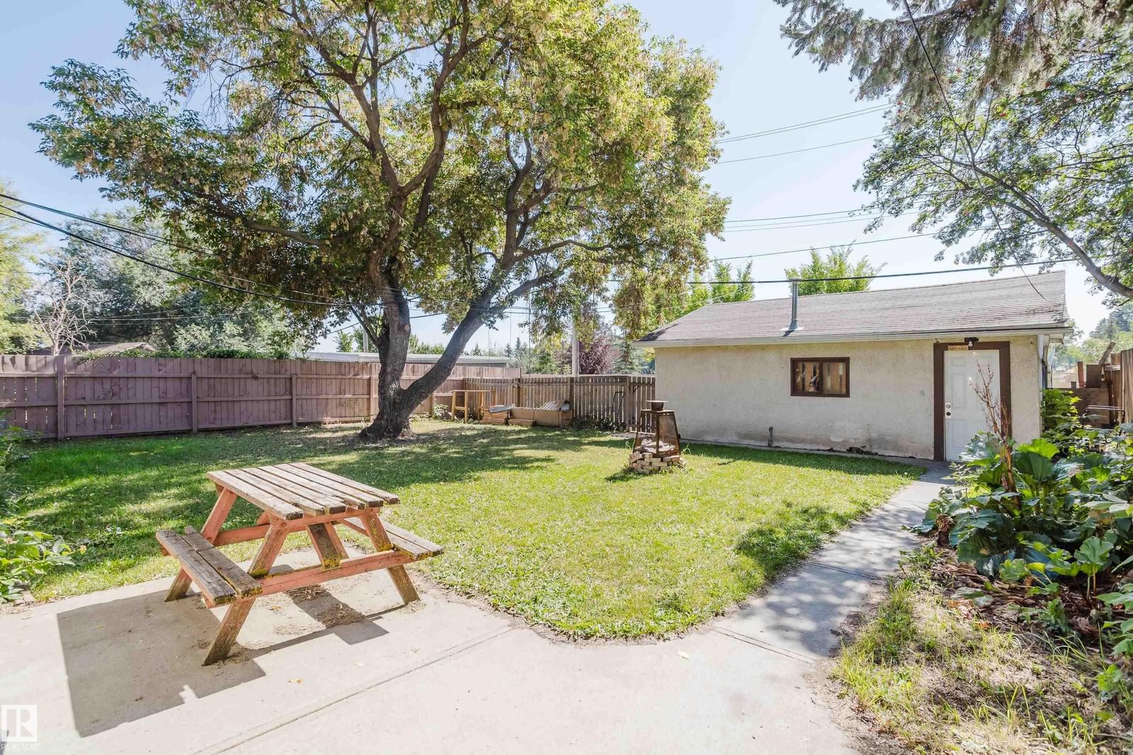 Listing Image 49