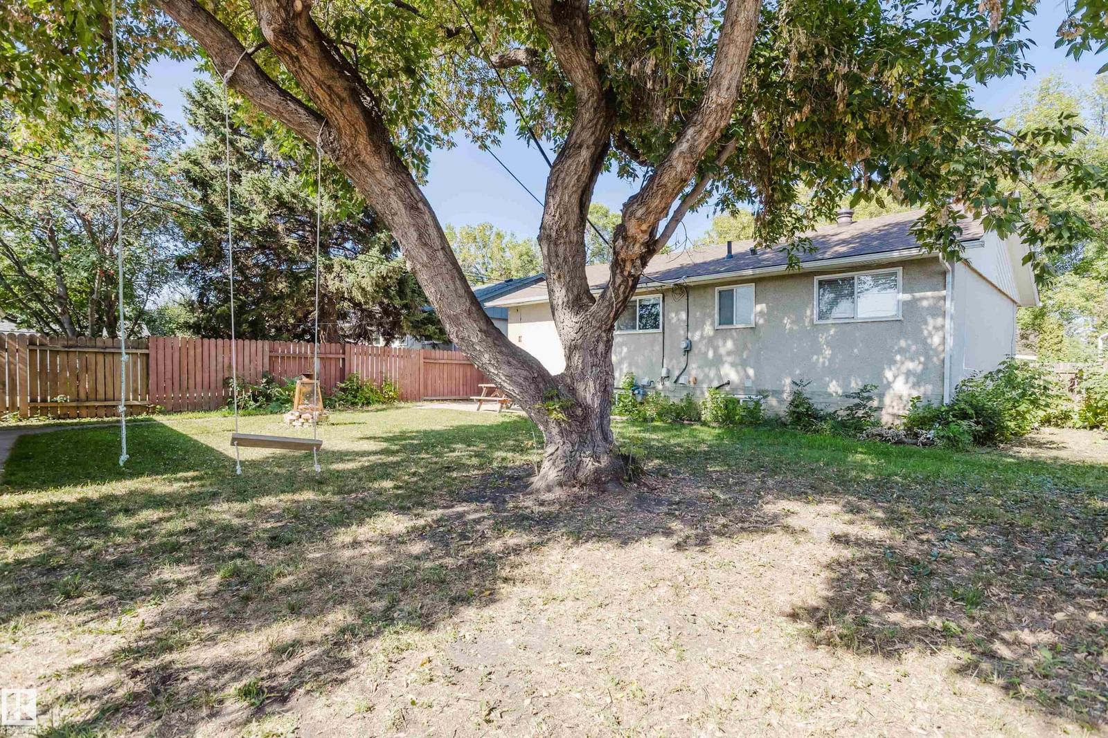 Listing Image 50