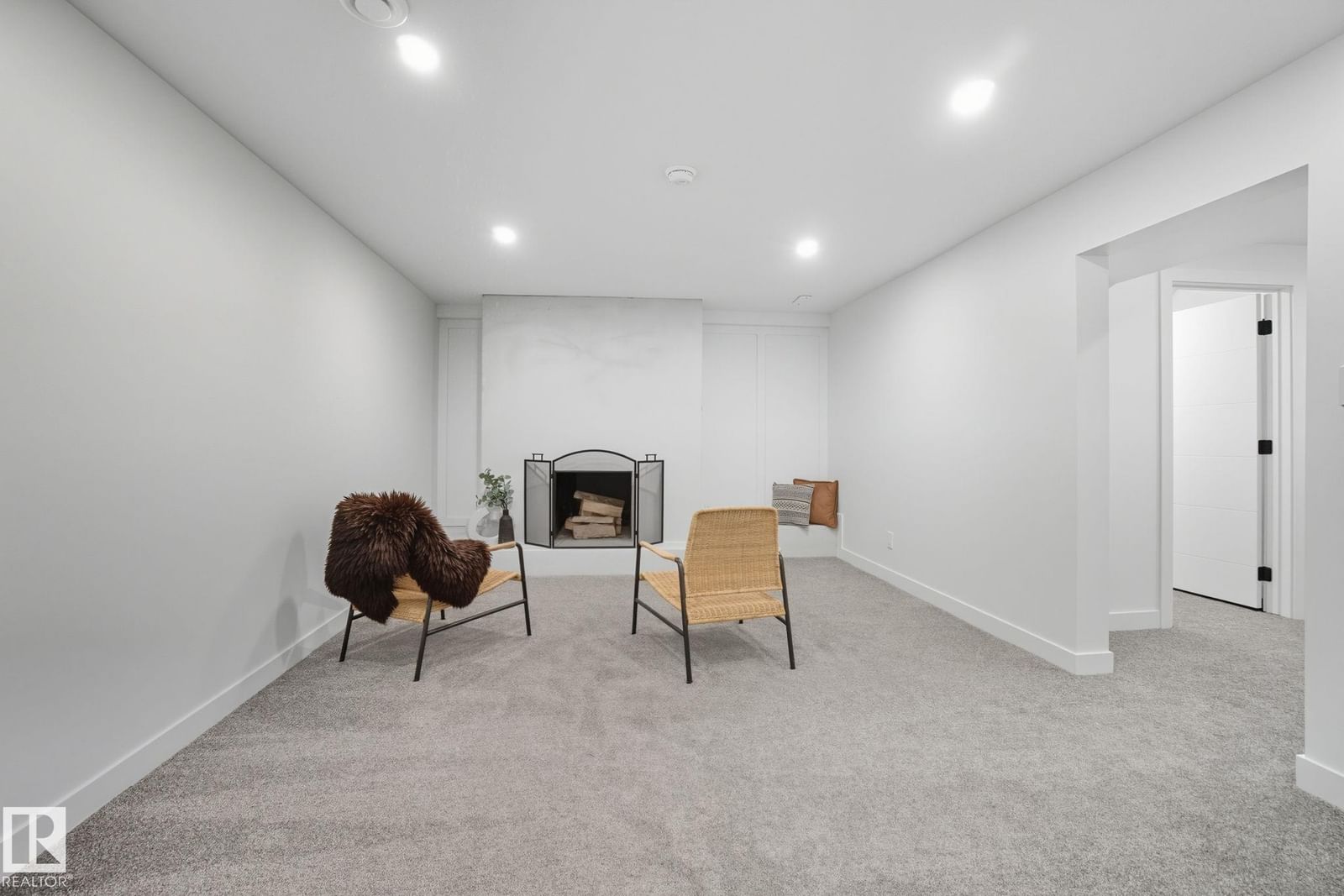 Listing Image 35