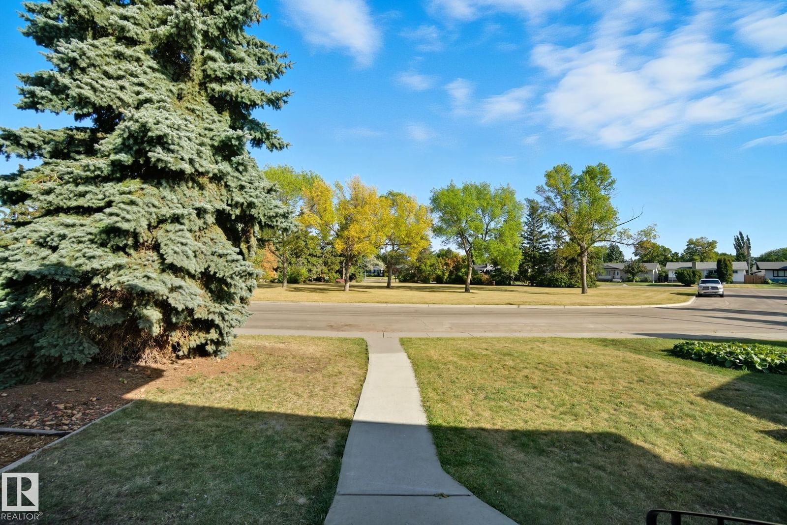 Listing Image 52