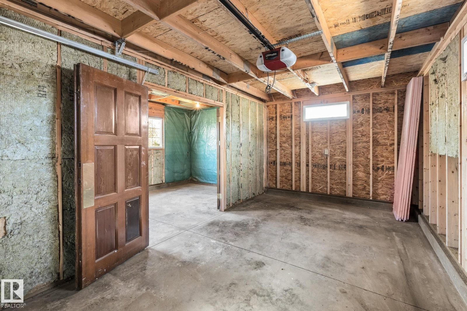 Listing Image 31