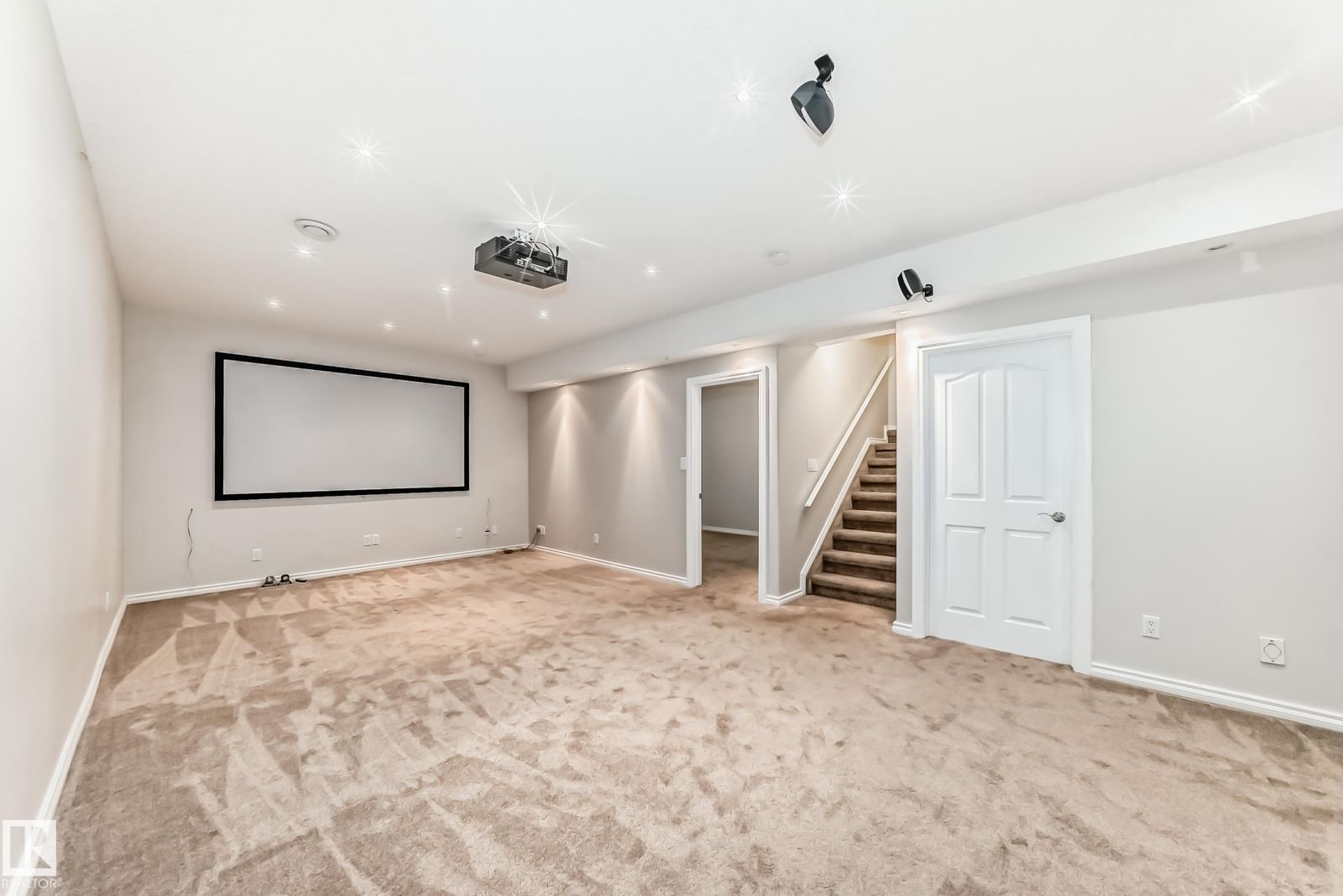 Listing Image 50