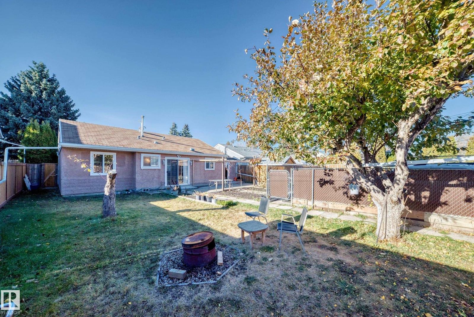 Listing Image 44