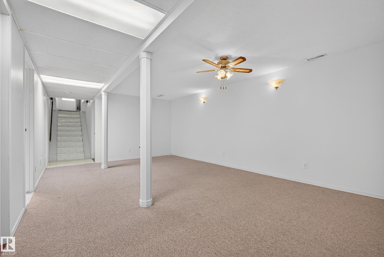 Listing Image 41