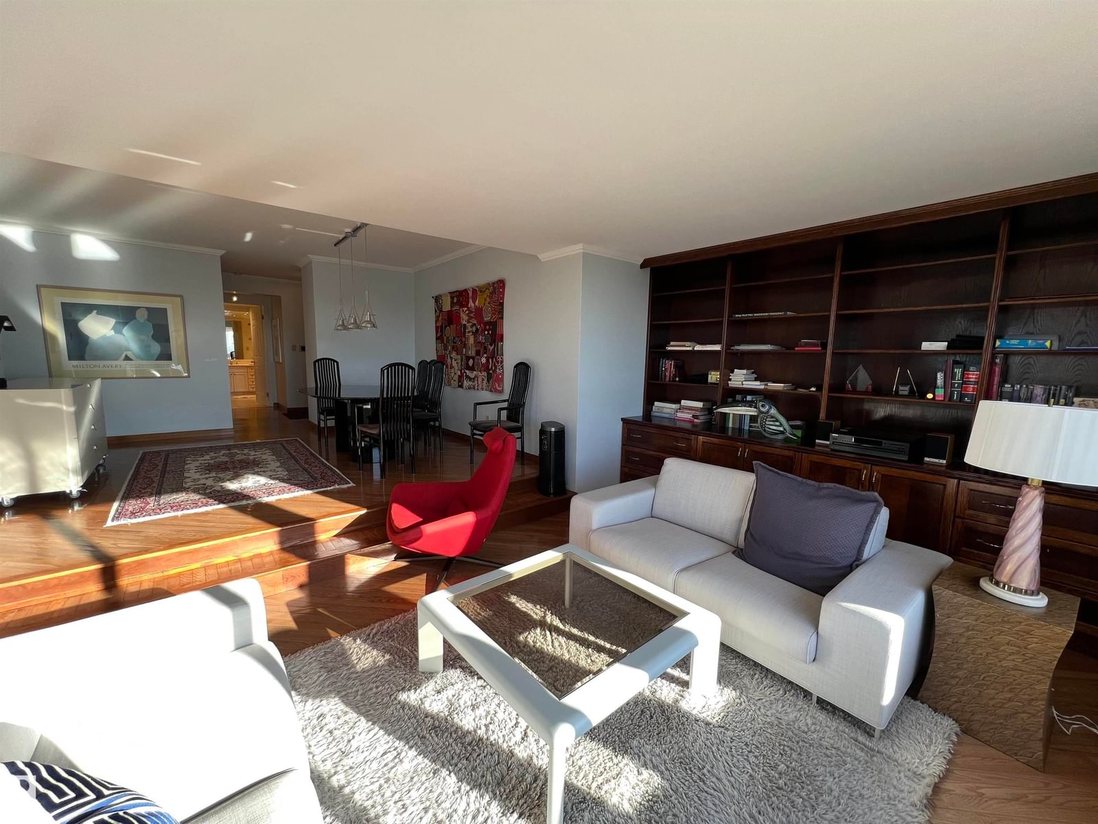 Listing Image 6