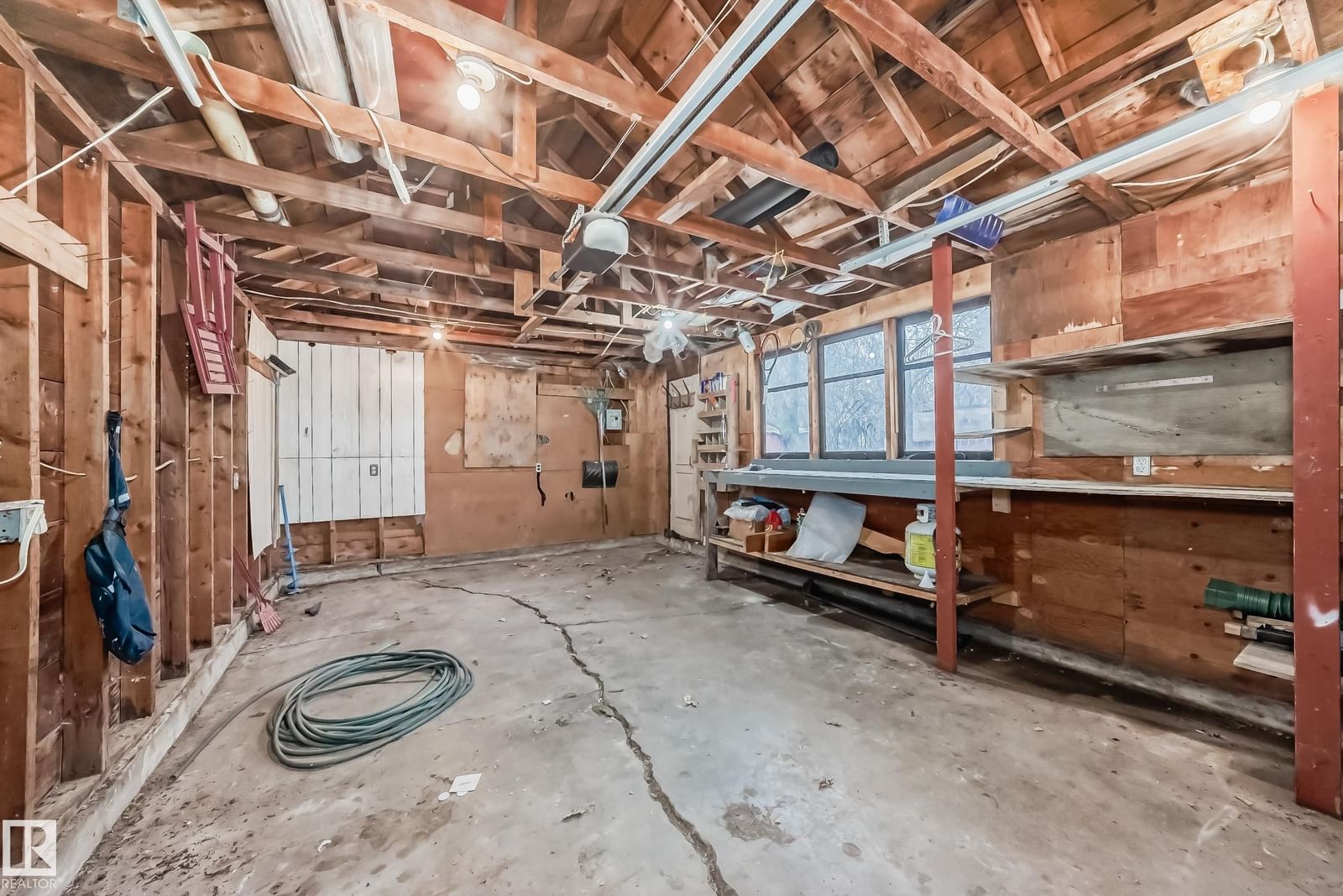 Listing Image 44