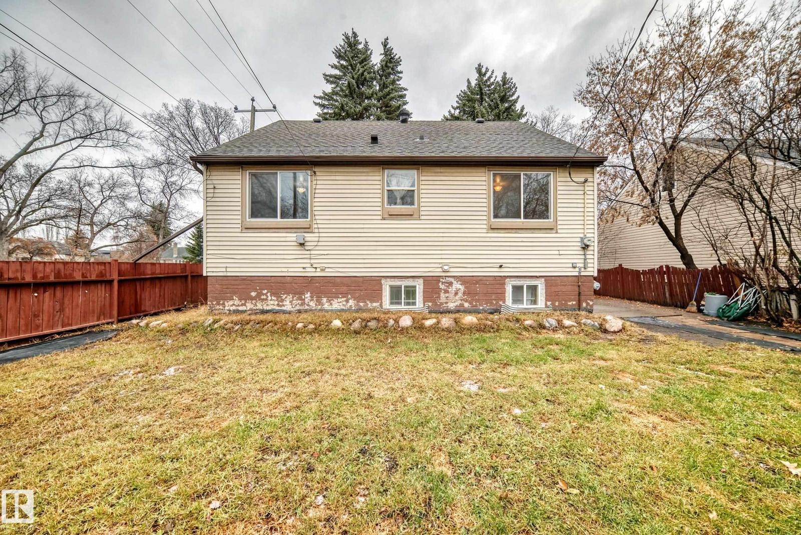 Listing Image 48