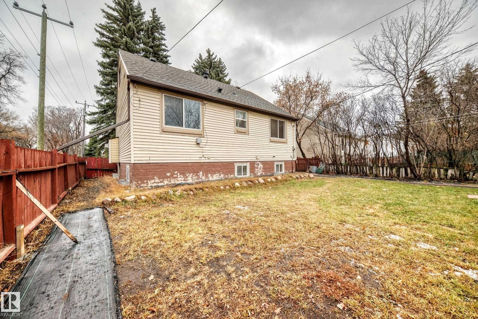 Listing Image 49