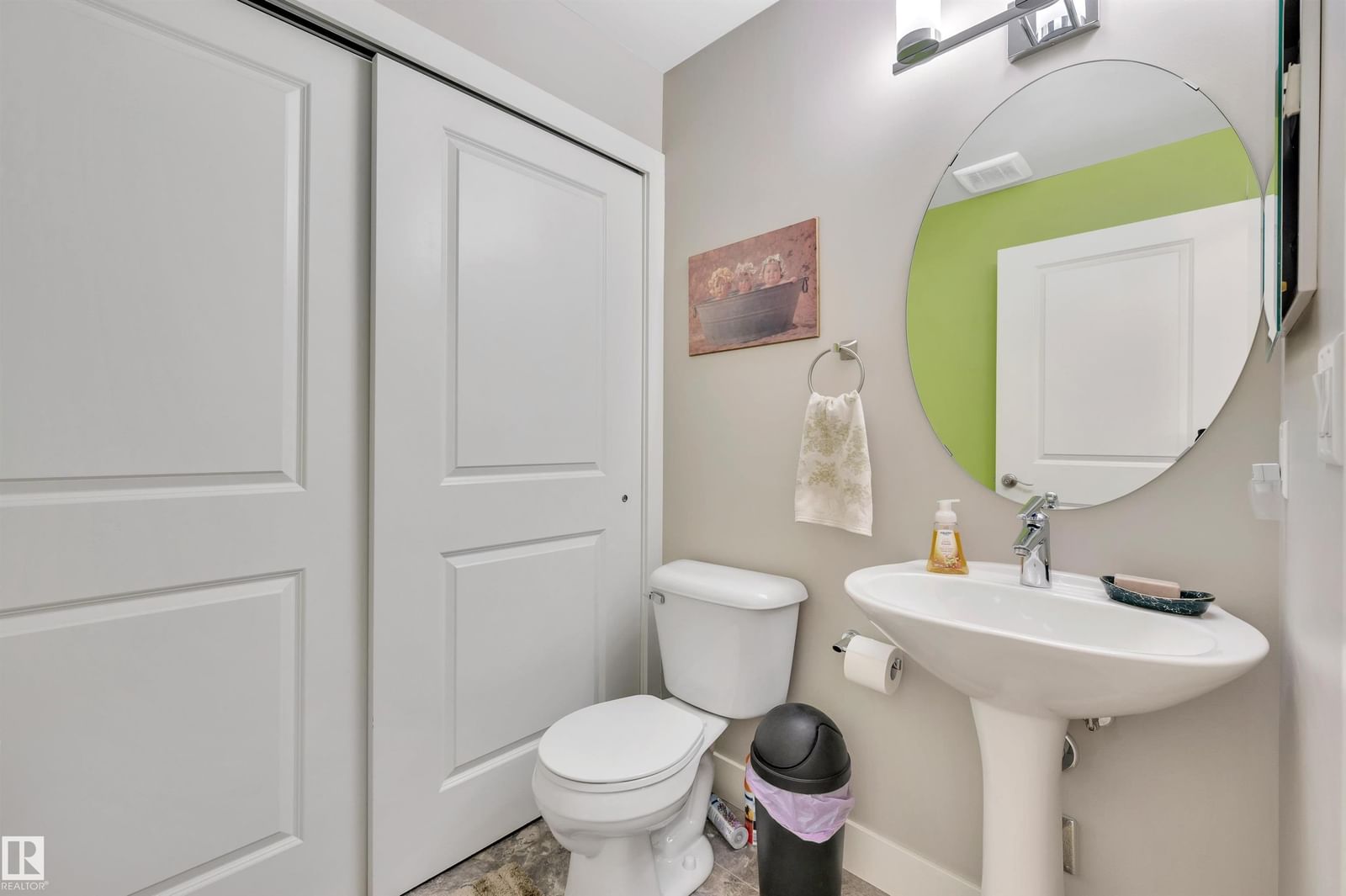 Listing Image 18