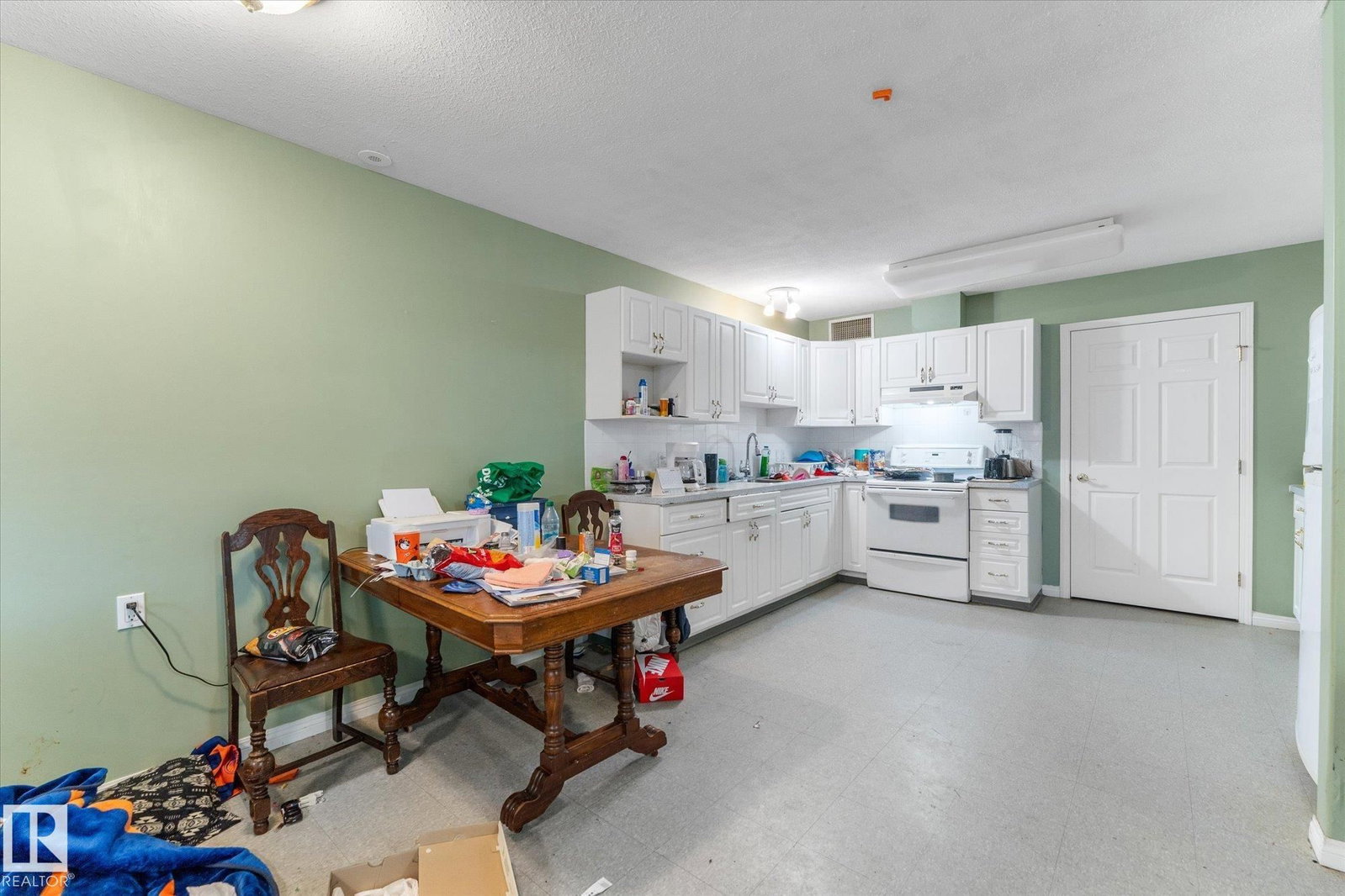 Listing Image 57