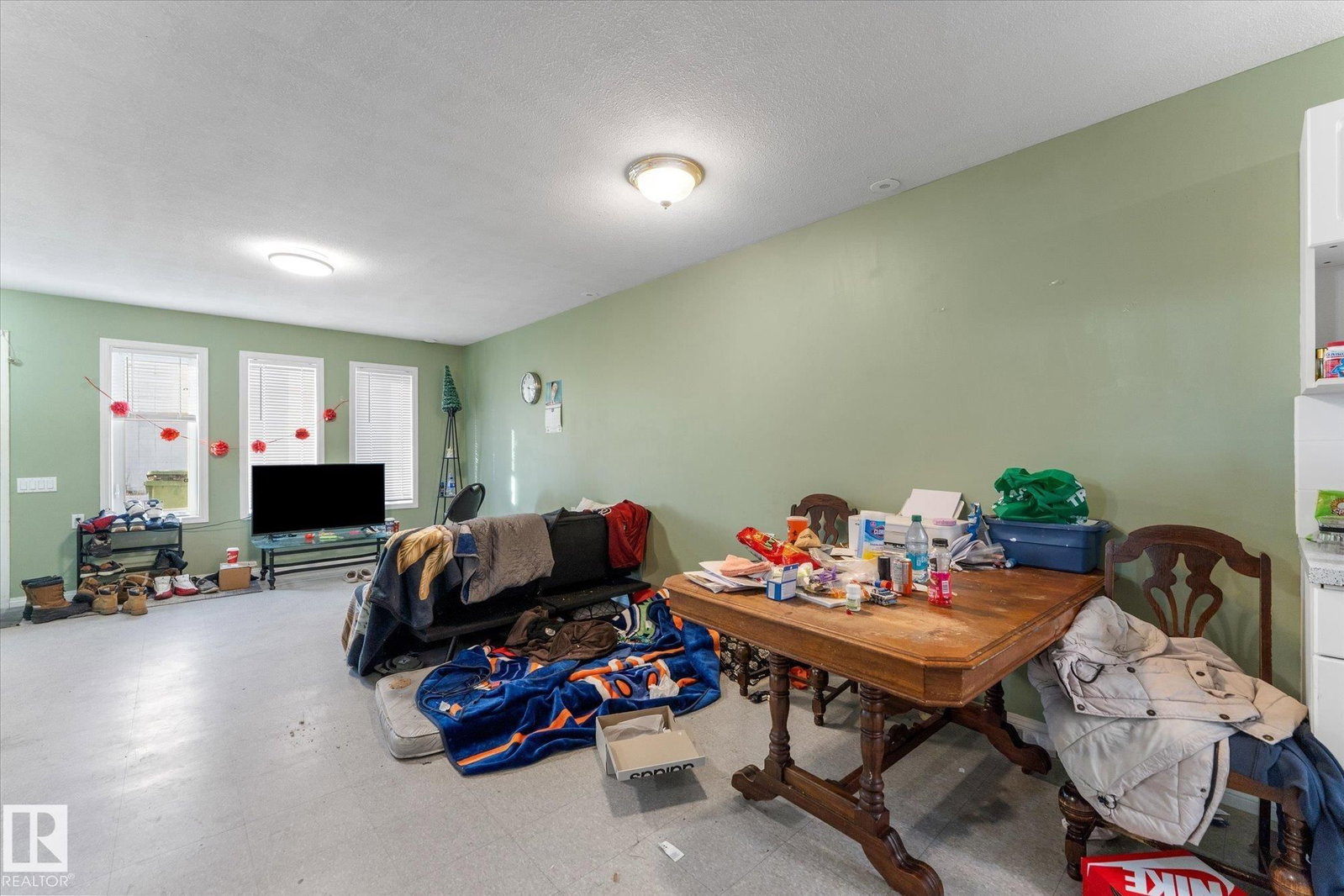 Listing Image 58