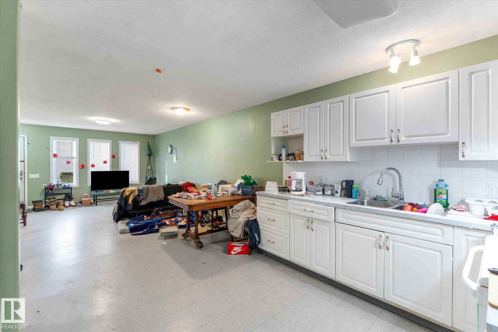 Listing Image 62