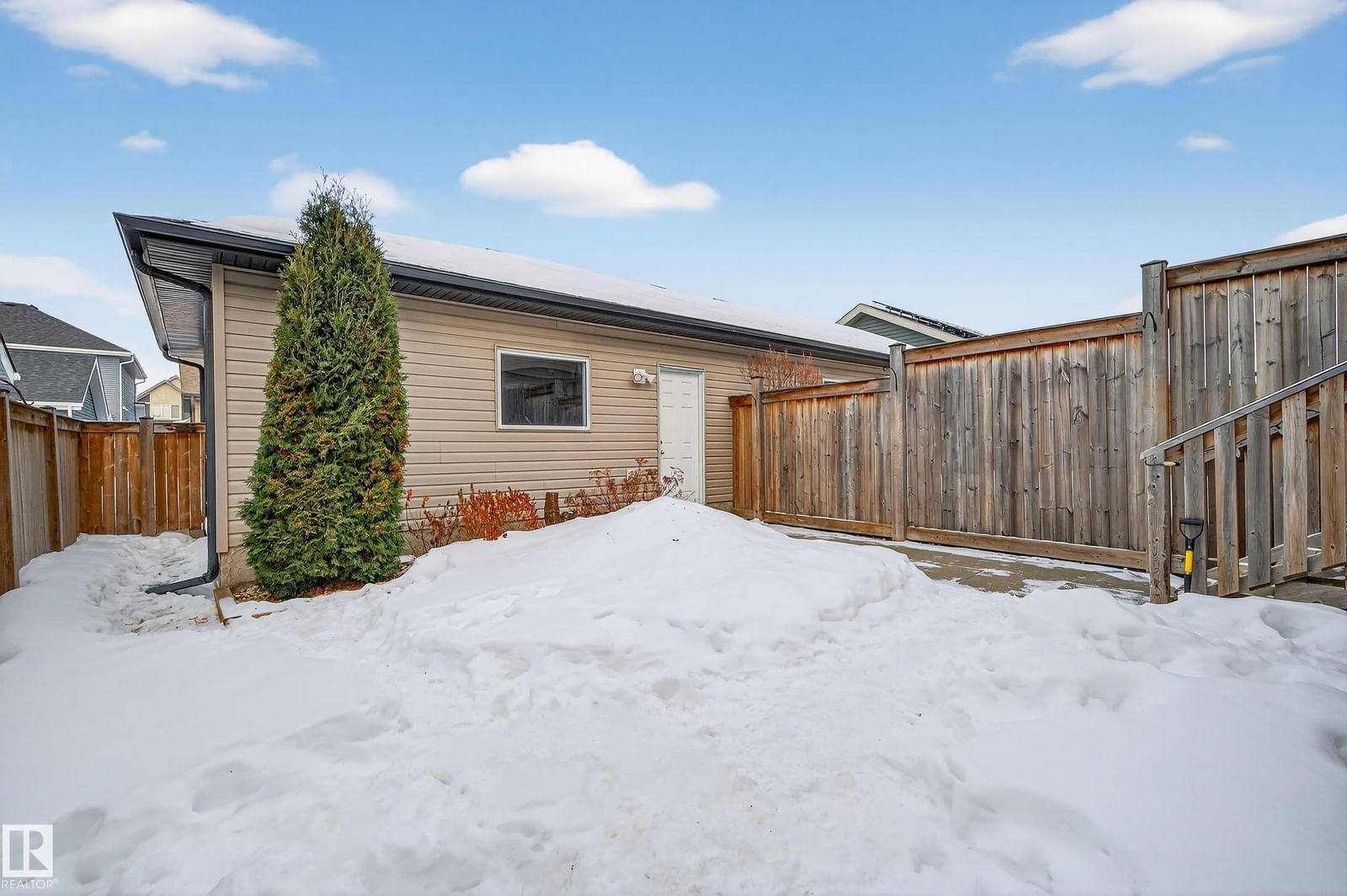 Listing Image 32