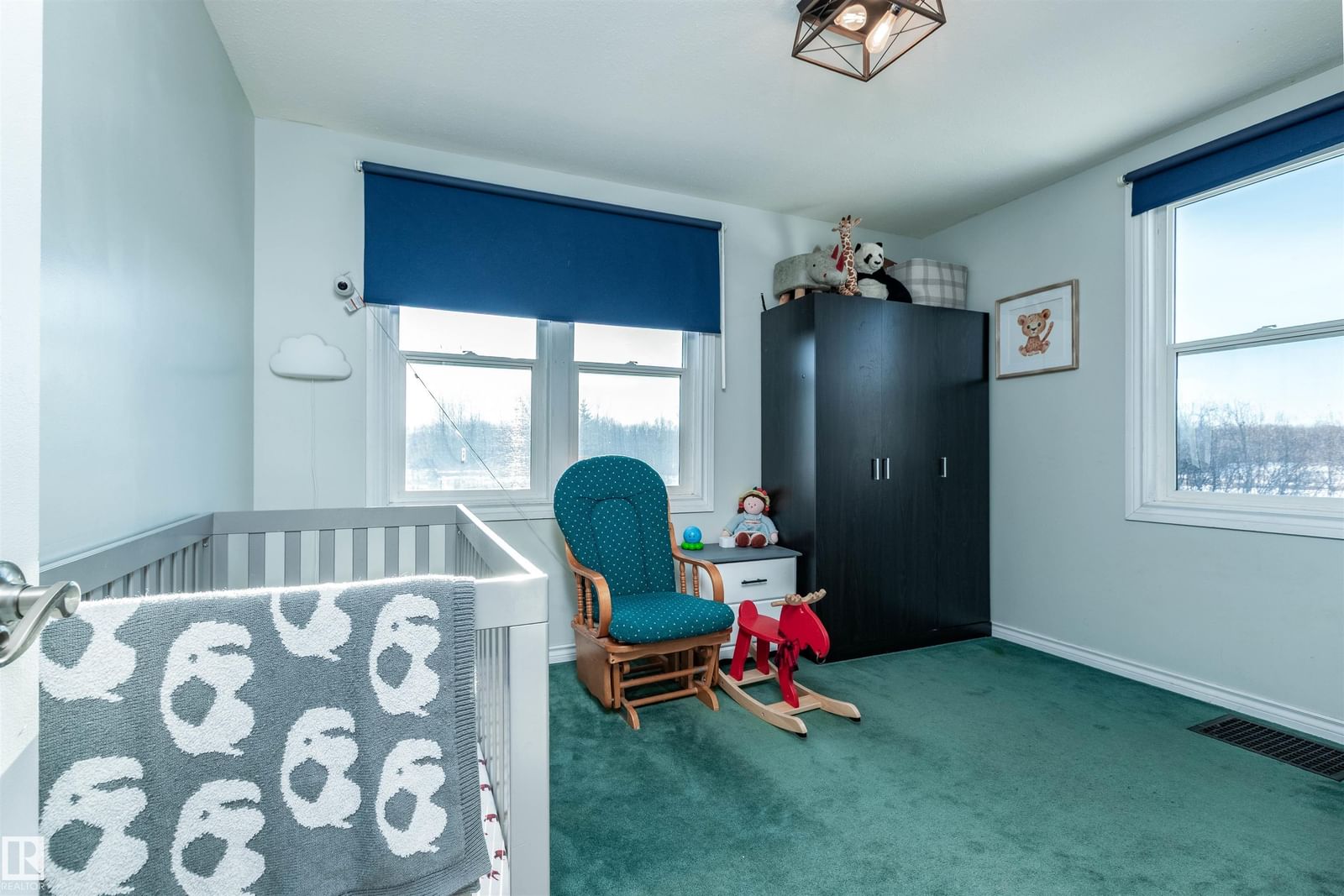 Listing Image 16