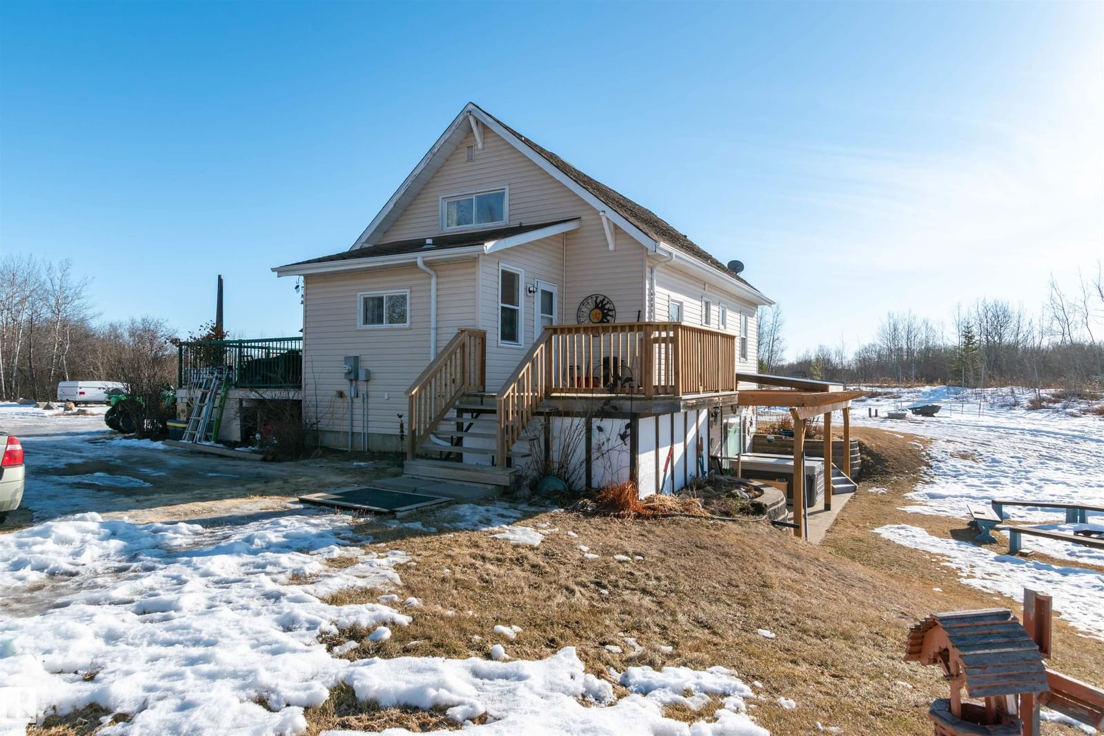 Listing Image 44