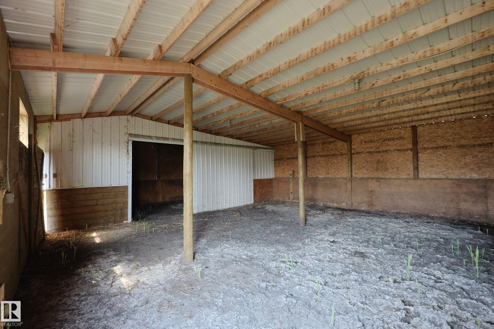 Listing Image 18