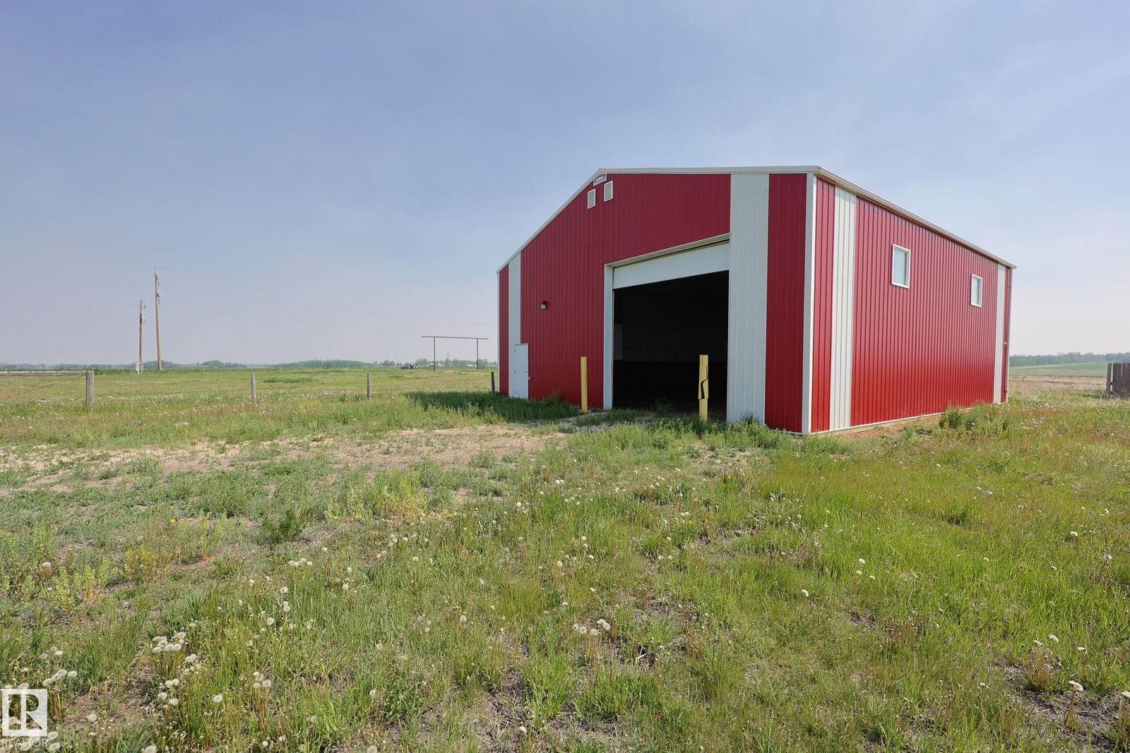 Listing Image 9