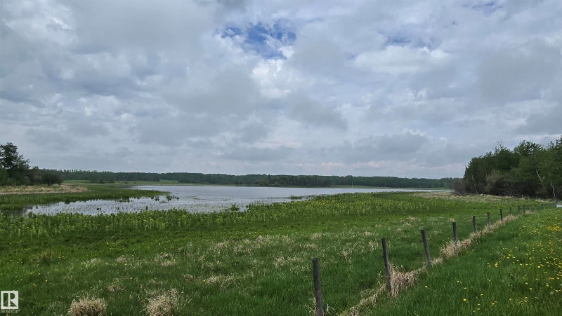 11 Twin Lakes Drive, Rural Lamont County — listing photo 8