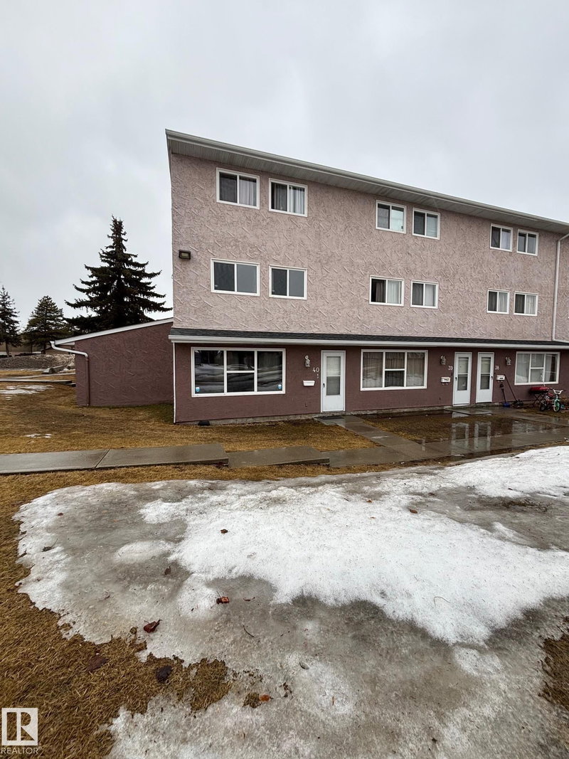A unit for sale at 13590 38 Street NW