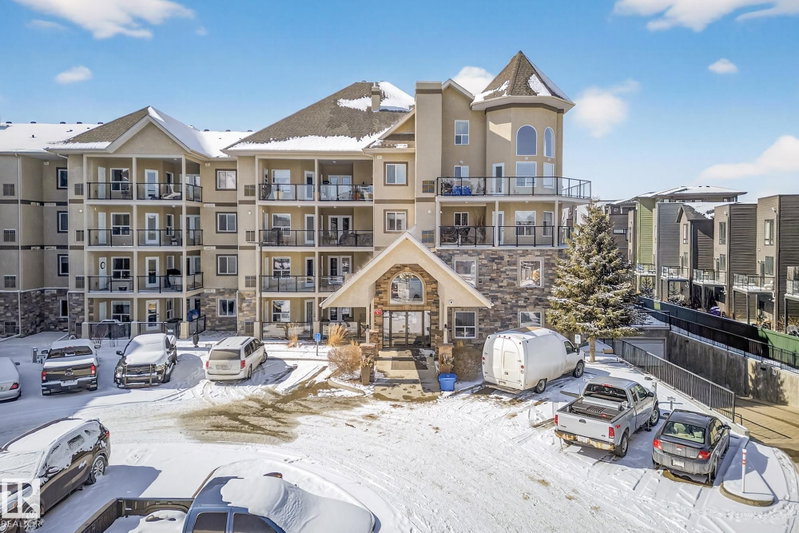 A unit for sale at 1320 Rutherford Road SW