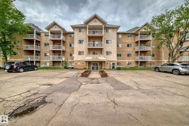 A unit for sale at 17467 98A Avenue NW