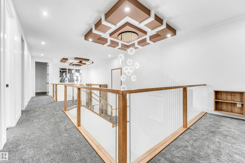 8418 Mayday Link, Edmonton, Alberta