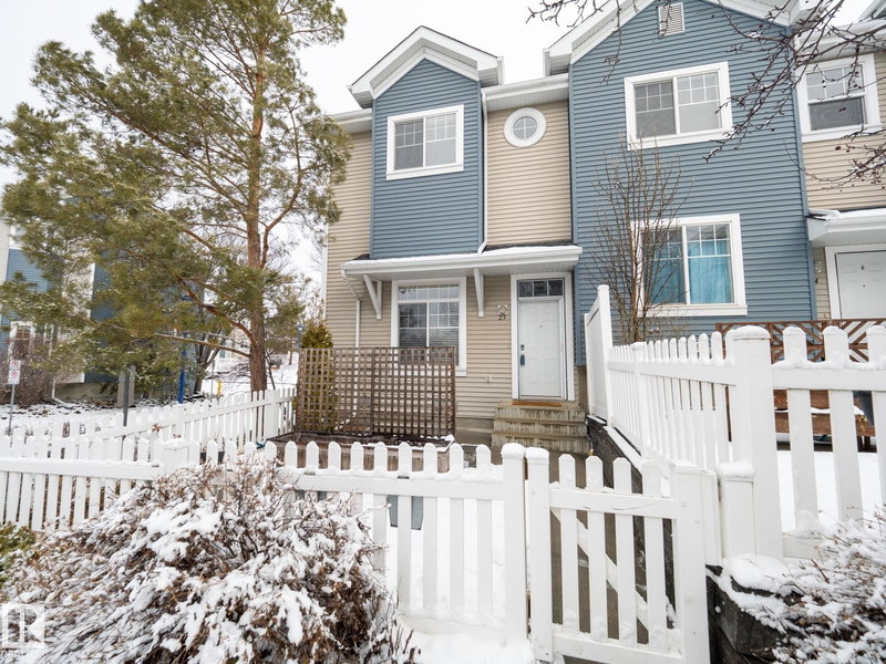 8304 11 Avenue #25, Edmonton, Alberta