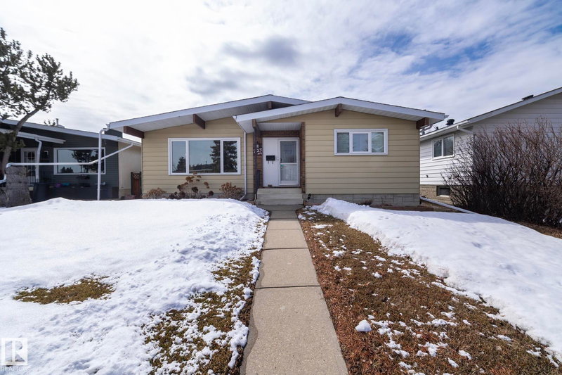 7123 39a Avenue, Edmonton, Alberta